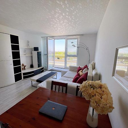 Schone Wohnung Mit Dachterrasse Вена Экстерьер фото