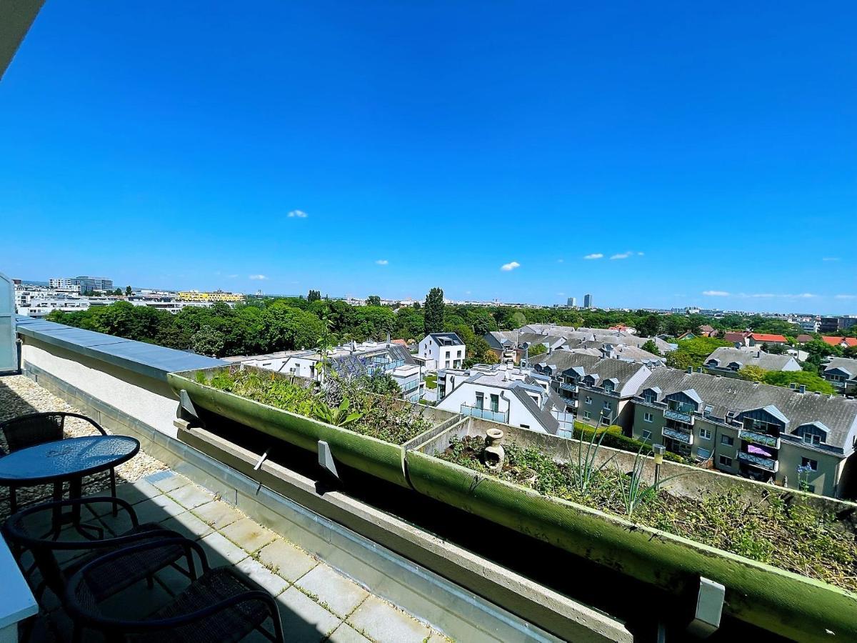 Schone Wohnung Mit Dachterrasse Вена Экстерьер фото