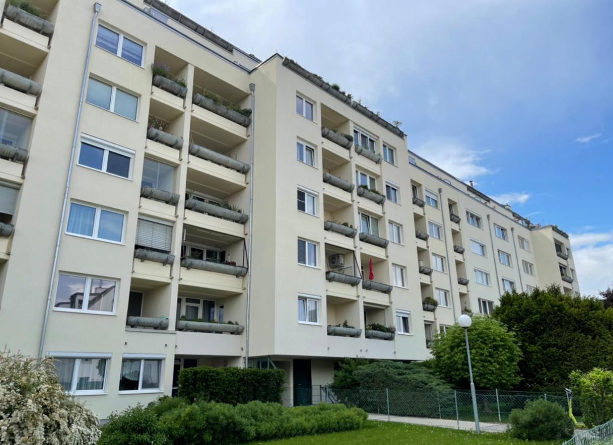 Schone Wohnung Mit Dachterrasse Вена Экстерьер фото